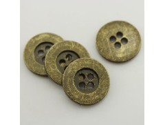 金屬紐扣生銹該如何處理？